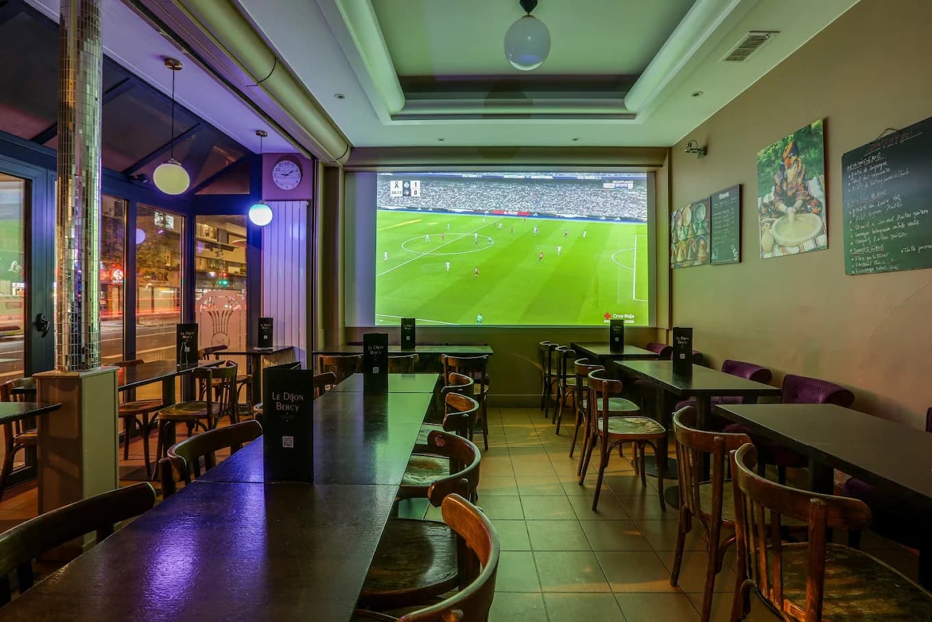 31684d9d9cfd7505377d587232110f52_dijonbercy_salle5.webp